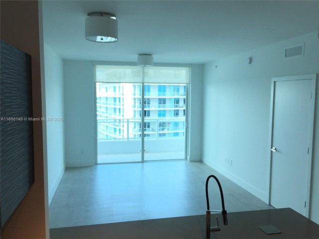 4 of 11 - 1080 Brickell Ave 4107, Miami, FL