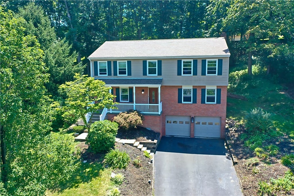 2597 Monterey Drive, Upper St Clair