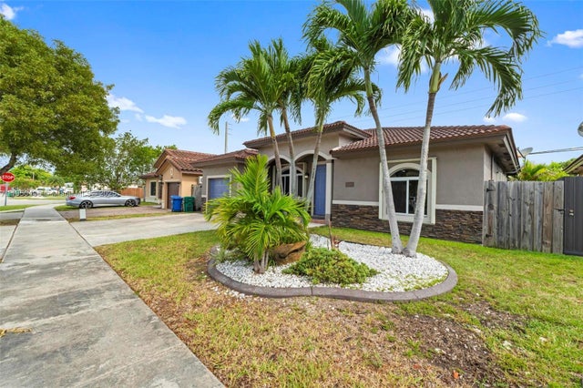 2 of 40 - 13383 Sw 268th Ter, Homestead, FL