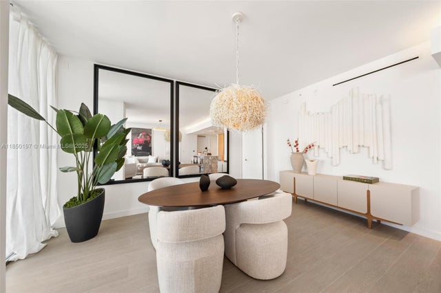 4 of 20 - 500 Alton Rd 807, Miami Beach, FL