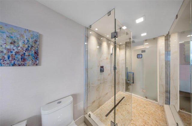 4 of 46 - 1581 Brickell Ave 506, Miami, FL