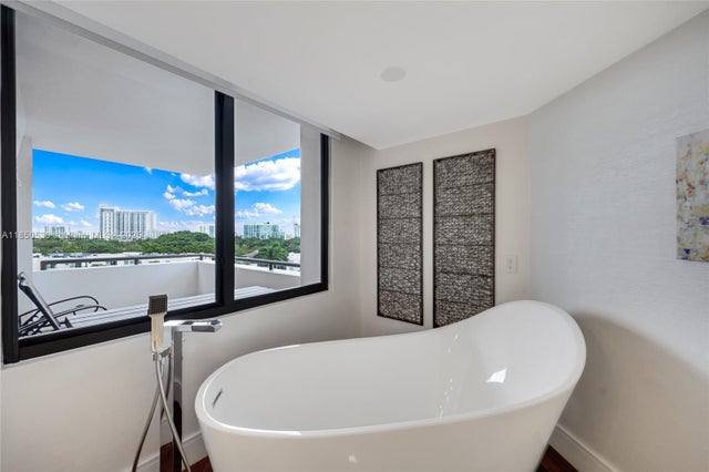 5 of 46 - 1581 Brickell Ave 506, Miami, FL