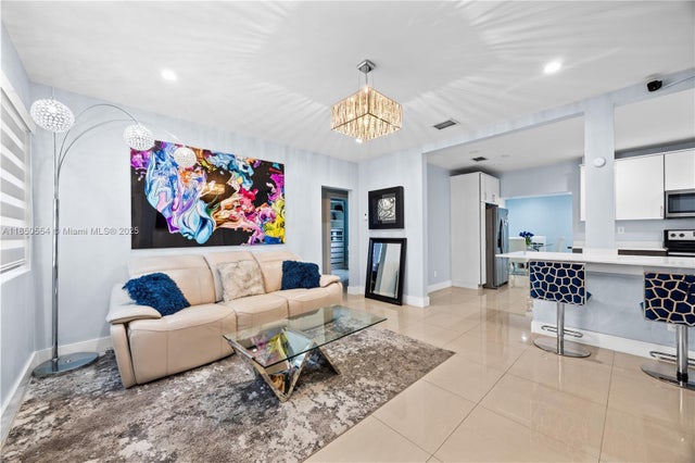 2 of 28 - 2520 Sw 13th St, Miami, FL