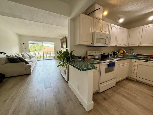 3 of 26 - 480 Nw 20th St 207, Boca Raton, FL