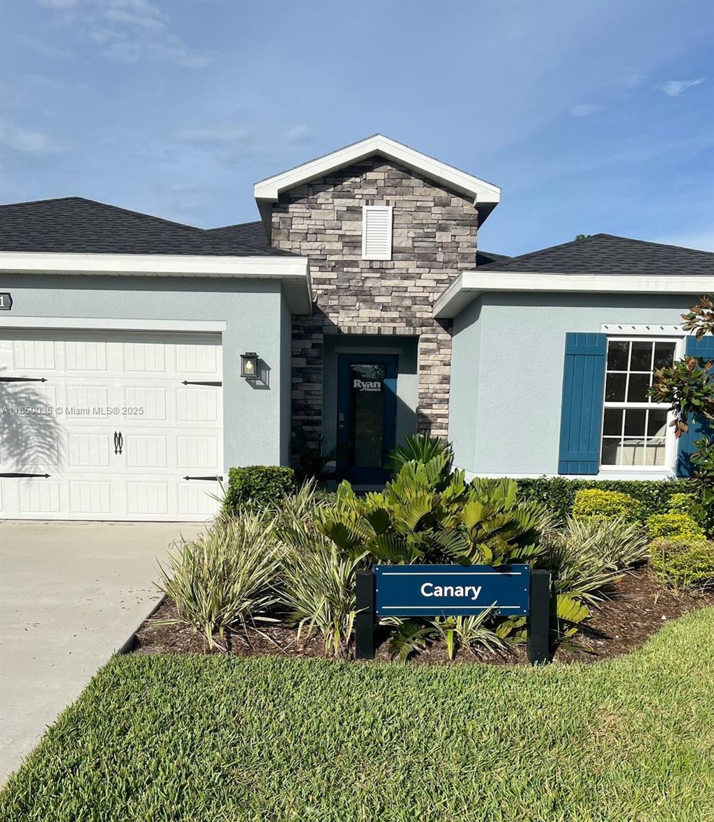 1121 E 172nd Court, Bradenton