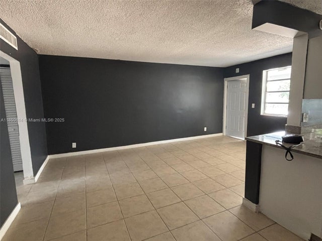 2 of 13 - 1100 Ne 1st Ct 108, Hallandale Beach, FL