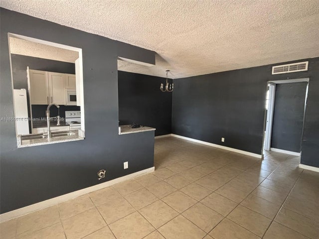 5 of 13 - 1100 Ne 1st Ct 108, Hallandale Beach, FL