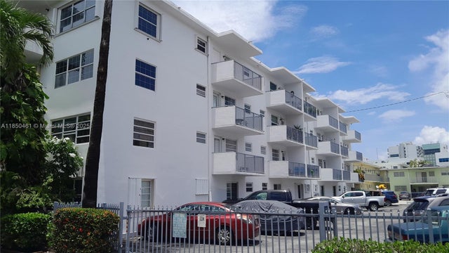 1 of 19 - 525 Meridian Ave 405, Miami Beach, FL