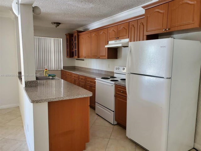 1 of 16 - 1100 Ne 1st Ct 106, Hallandale Beach, FL