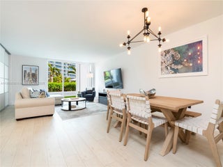 Photo of Listing #A11850638