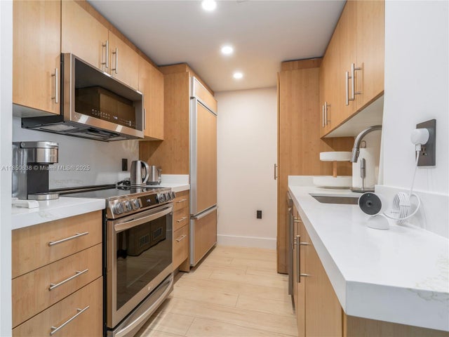 4 of 28 - 10275 Collins Ave 206, Bal Harbour, FL