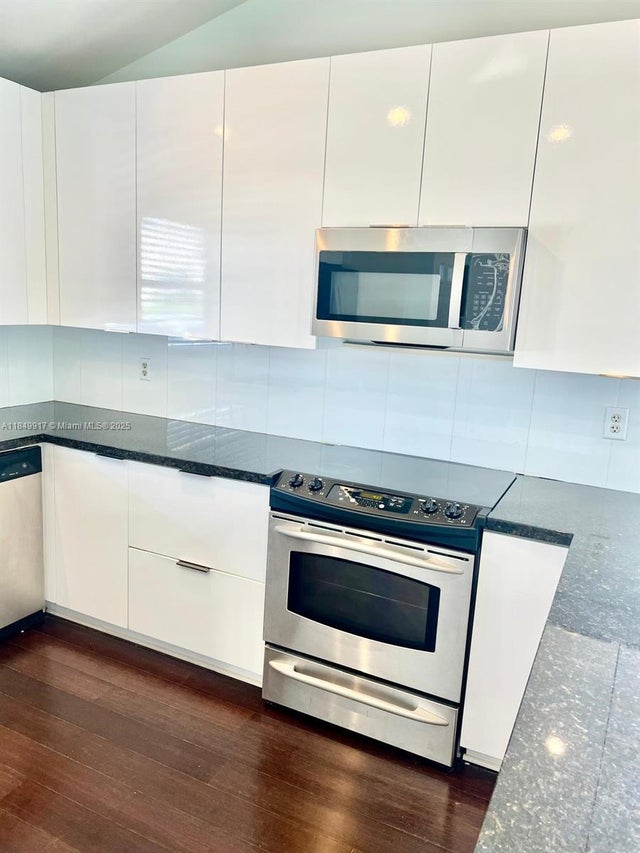 2 of 24 - 49 E Tara Lakes Dr E, Boynton Beach, FL