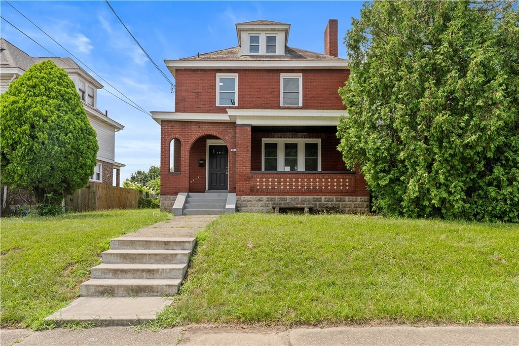 2929 Middletown Road, Crafton Heights