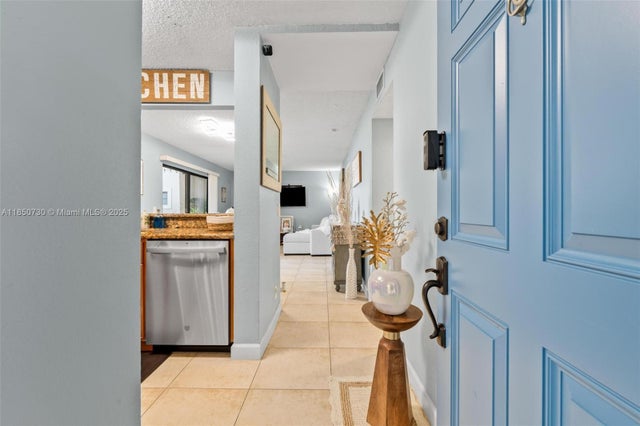 4 of 31 - 1540 Windorah Way D, West Palm Beach, FL