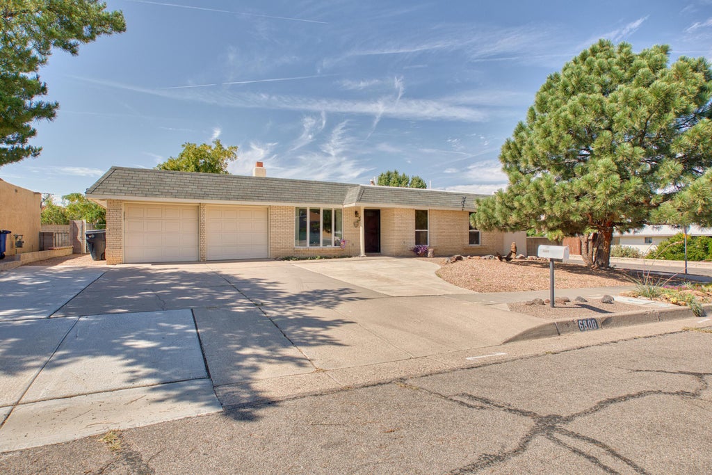 6800 Orphelia Avenue Ne, Albuquerque
