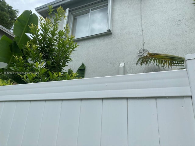 3 of 90 - 6006 Plum Pl, Tamarac, FL