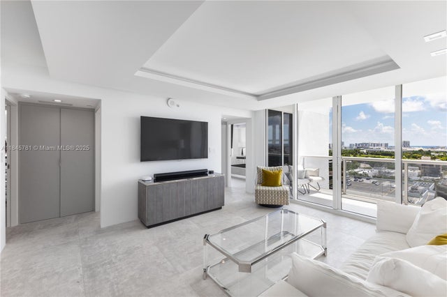 1 of 33 - 1800 Sunset Harbour Dr 1515, Miami Beach, FL