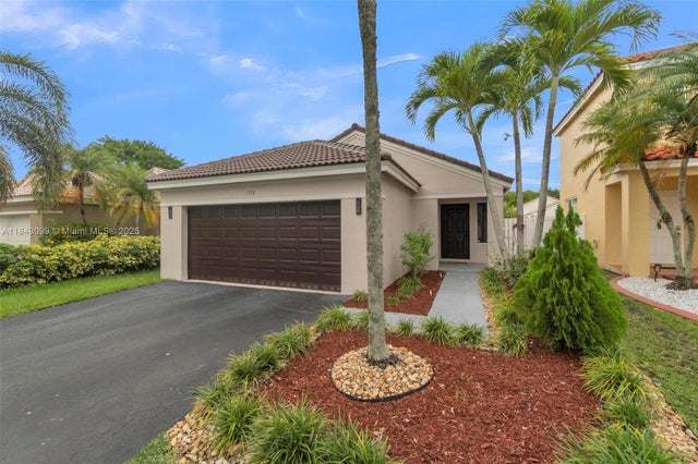1 of 43 - 1592 S Salerno Cir, Weston, FL