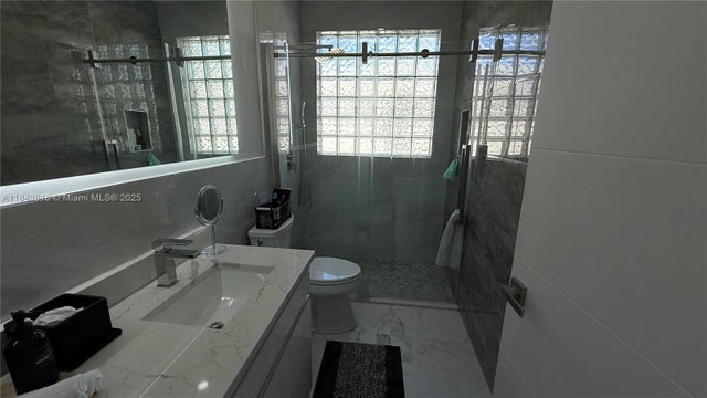 4 of 30 - 212 Sw 179th Ave, Pembroke Pines, FL
