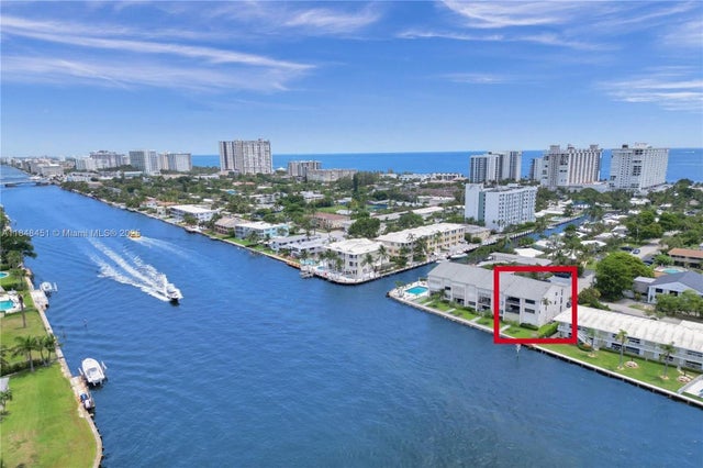2 of 40 - 1101 S Riverside Dr 301, Pompano Beach, FL