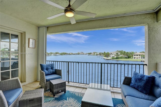 4 of 40 - 1101 S Riverside Dr 301, Pompano Beach, FL