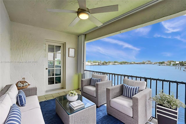 5 of 40 - 1101 S Riverside Dr 301, Pompano Beach, FL