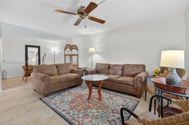 1 of 35 - 6536 Chasewood Dr C, Jupiter, FL