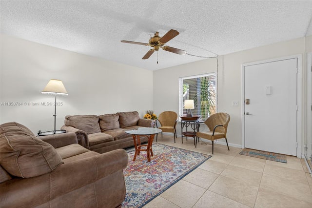 2 of 35 - 6536 Chasewood Dr C, Jupiter, FL