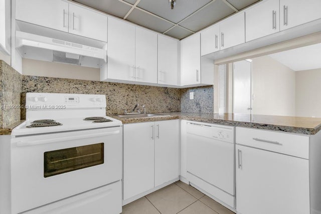 5 of 26 - 6830 Indian Creek Dr 6d, Miami Beach, FL