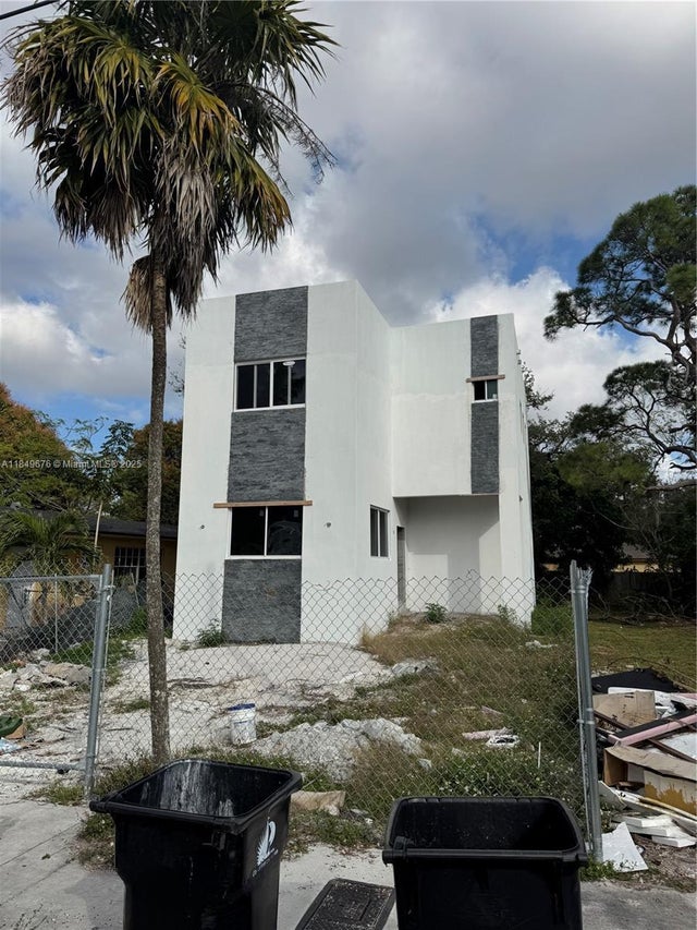 1 of 6 - 518 Nw 13th Ave, Fort Lauderdale, FL