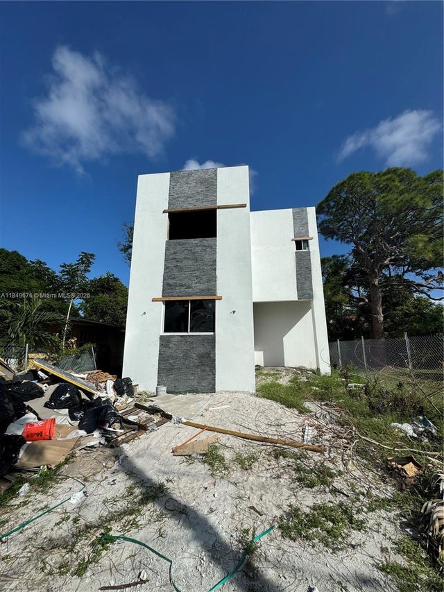 2 of 6 - 518 Nw 13th Ave, Fort Lauderdale, FL