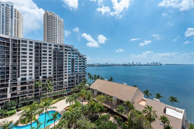 2 of 33 - 520 Brickell Key Dr A1102, Miami, FL
