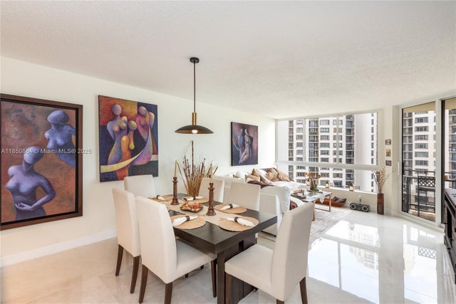 4 of 33 - 520 Brickell Key Dr A1102, Miami, FL