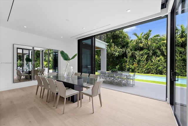 4 of 97 - 112 W Palm Midway, Miami Beach, FL