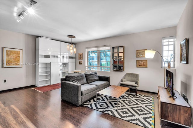 2 of 41 - 435 21st St 322, Miami Beach, FL