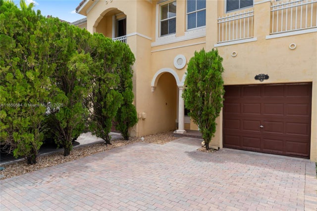 3 of 45 - 14968 Sw 8th Ln, Miami, FL