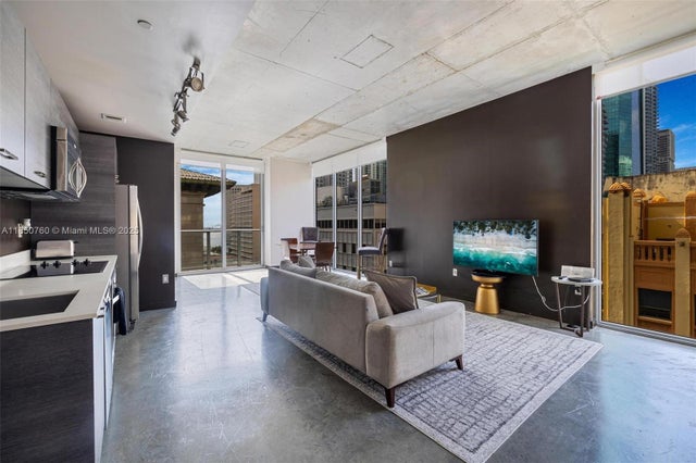 4 of 31 - 151 Se 1st St 401, Miami, FL