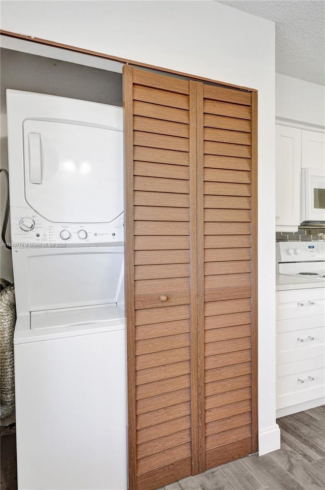 5 of 16 - 4570 Nw 18th Ave 202, Deerfield Beach, FL