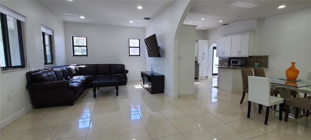 5 of 80 - 1721 Sw 24th Ter, Miami, FL