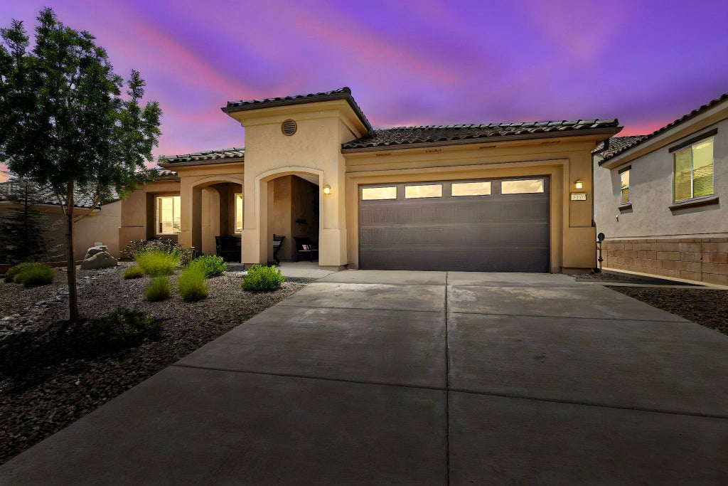 2323 Granite Mountian Loop Nw, Albuquerque