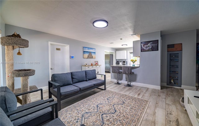 3 of 44 - 2950 Ne 11th Ave, Pompano Beach, FL