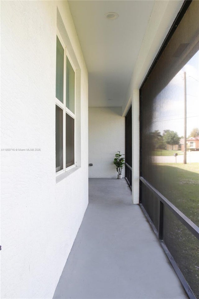 5 of 37 - 5231 Nw Iredell St, Port St Lucie, FL