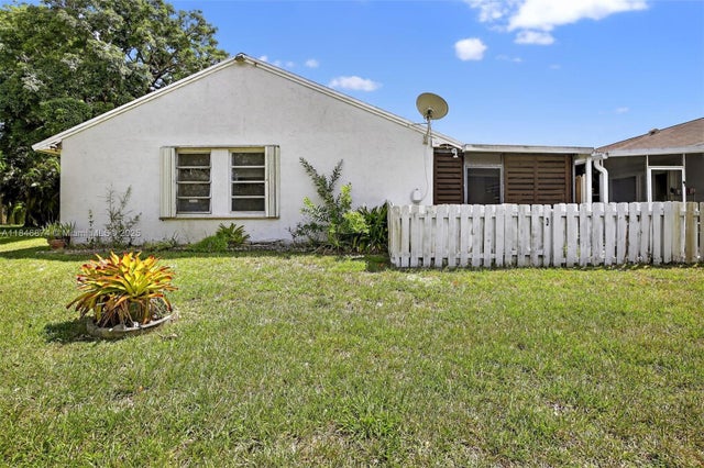 4 of 15 - 8601 Bridle Path Ct, Davie, FL