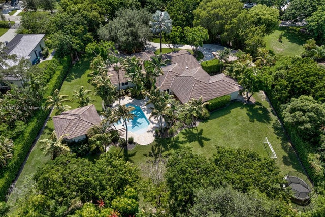 3 of 51 - 11855 Sw 68th Ct, Pinecrest, FL