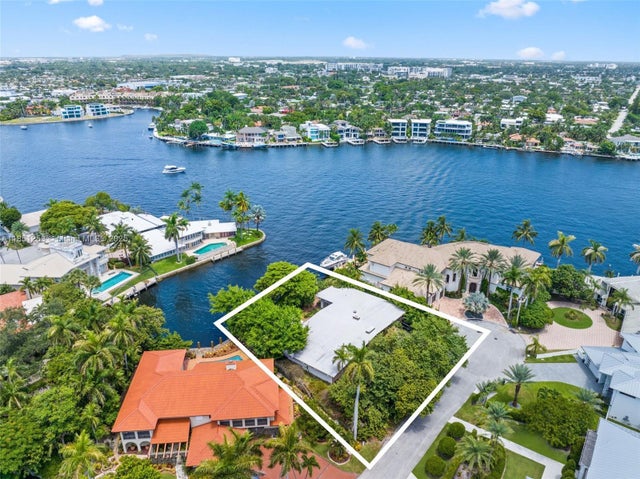2 of 17 - 2587 Se 8th St, Pompano Beach, FL
