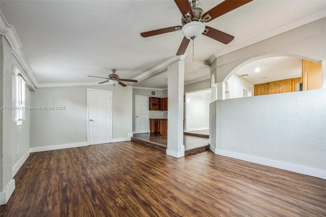 5 of 15 - 7331 Cleveland St, Hollywood, FL