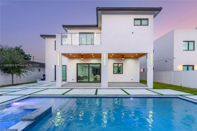 1 of 63 - 4240 Sw 84th Ave, Miami, FL