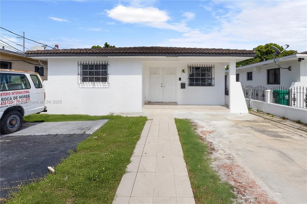 261 Nw 59th Ct, Miami