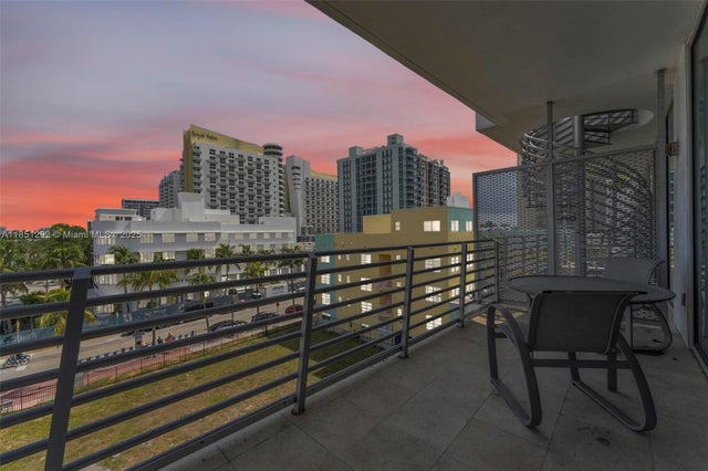 2 of 35 - 1437 Collins Ave Ph18, Miami Beach, FL