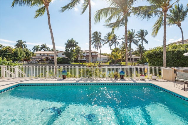 2 of 25 - 1540 Tagus Ave, Coral Gables, FL